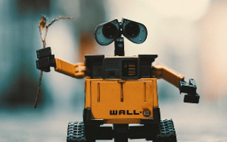 機器人也愛(ài)搭便車(chē)？水下搭乘鯊魚(yú)列車(chē)是它的日常